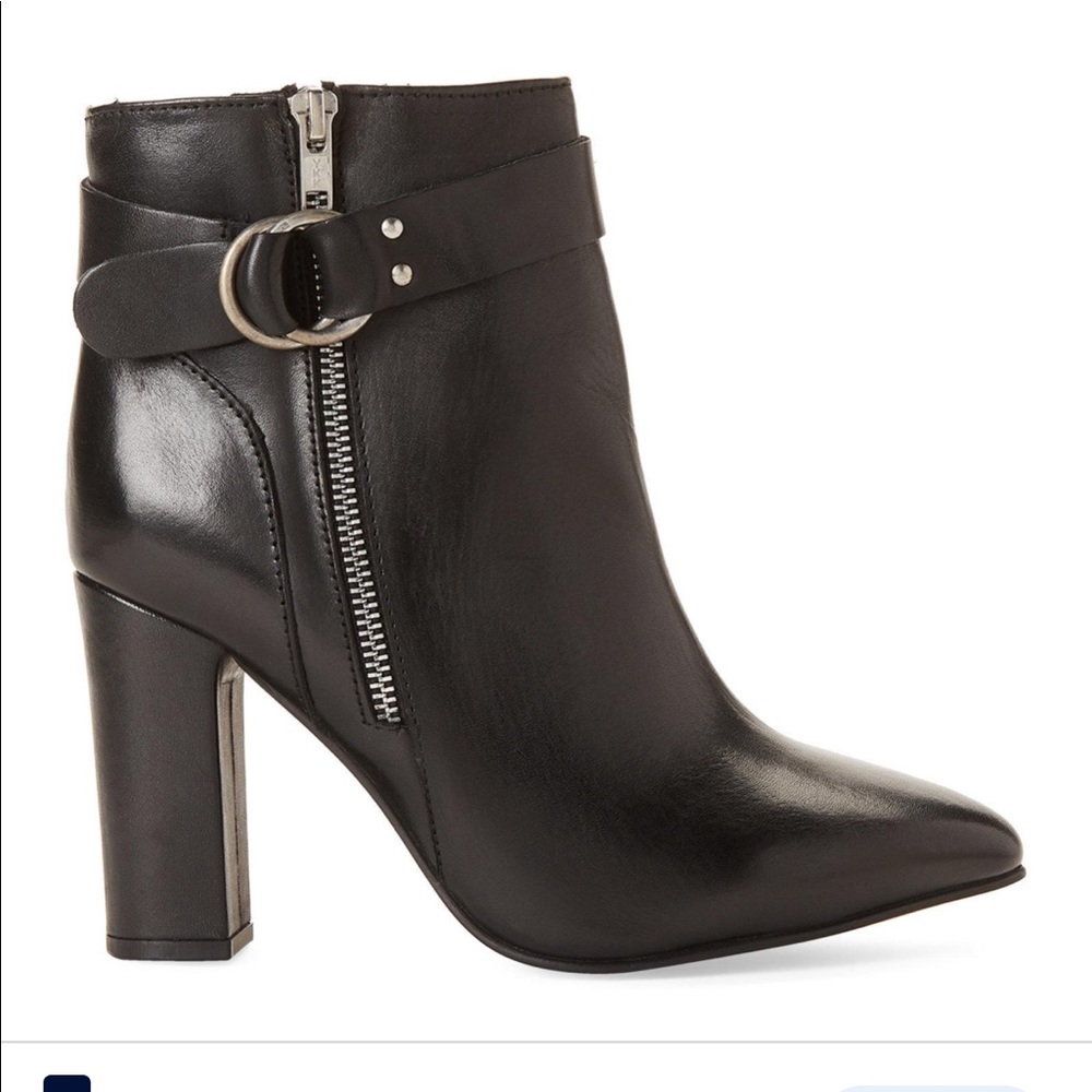 New Steve Madden Kalei boots size 7.5